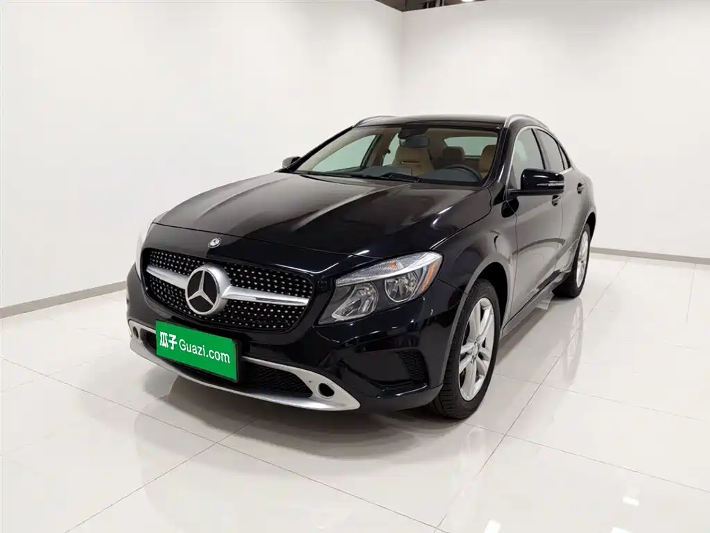 Mercedes-Benz GLA 2016