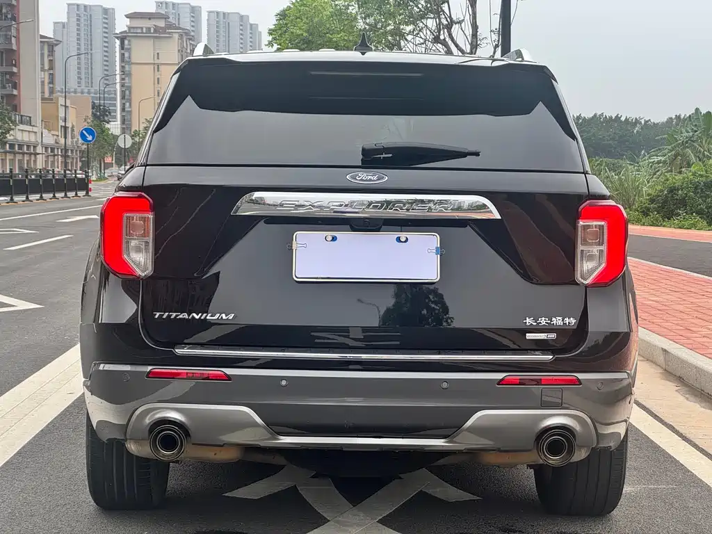 Ford Explorer 2020 — фото 9