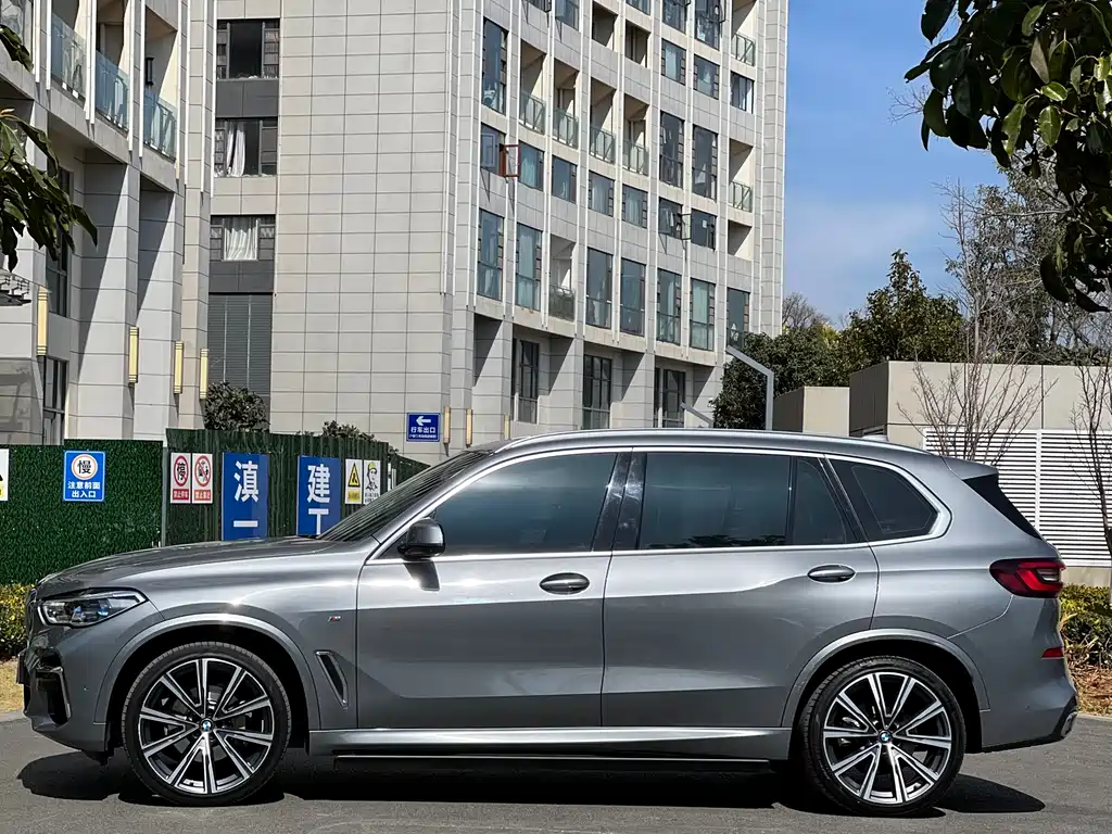 BMW X5 2023 — фото 4