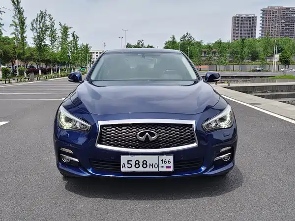 Infiniti Q50L 2016