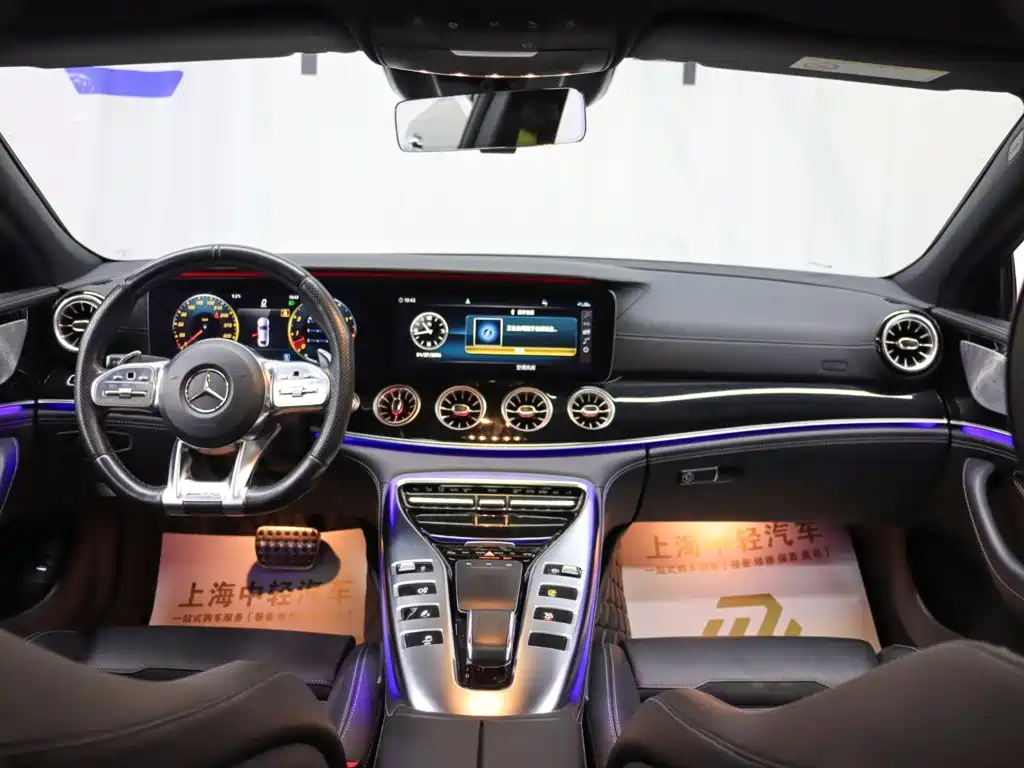 Mercedes-Benz AMG GT 2020 — фото 15