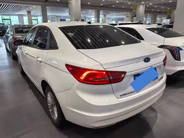 Ford Escort 2017
