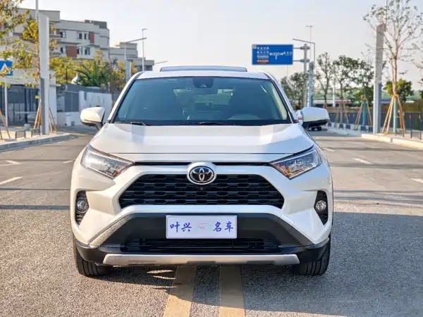 Toyota RAV4 2021
