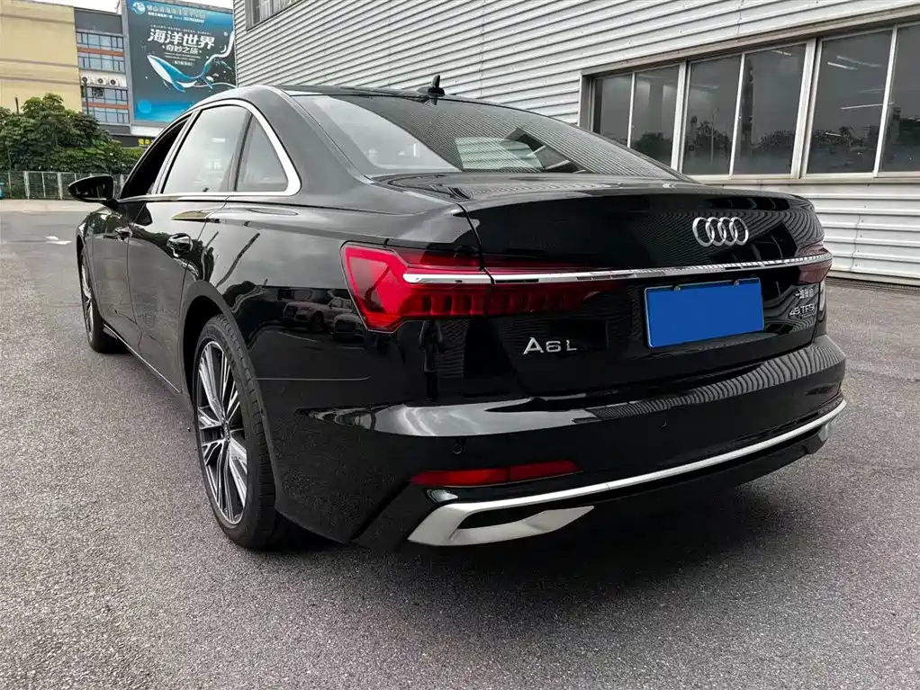 Audi A6L 2025 — фото 4