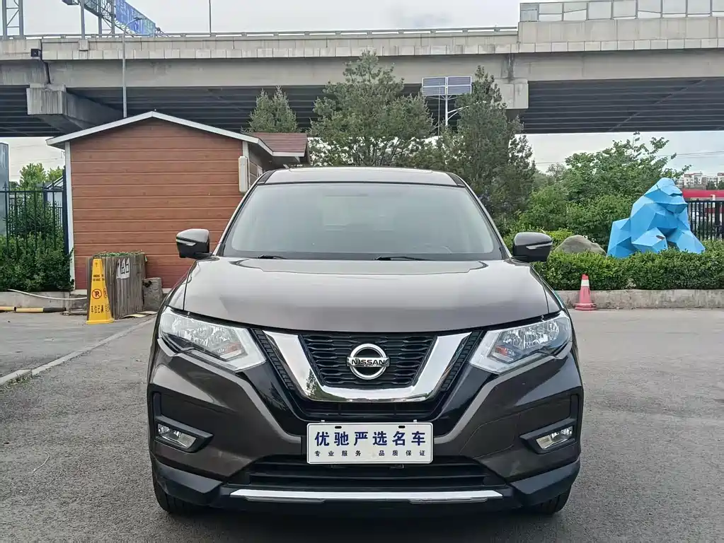 Nissan X-Trail 2017 — фото 2