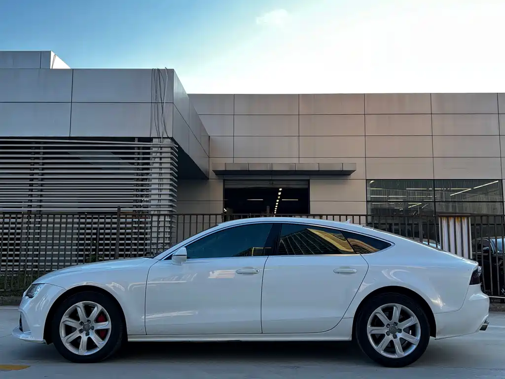 Audi A7 2013 — фото 4