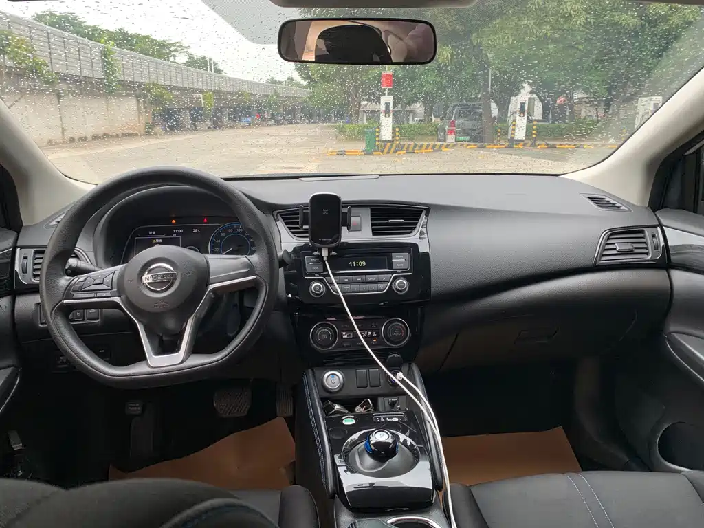 Nissan Sylphy Pure Electric 2019 — фото 11