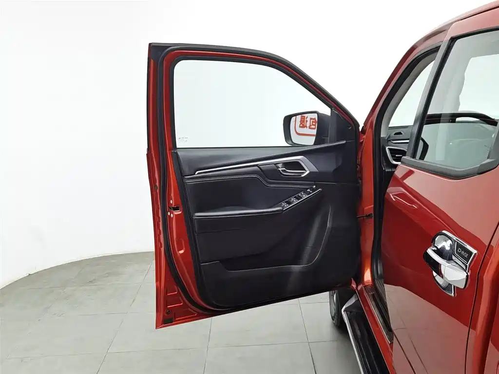 Isuzu D-MAX 2023 — фото 8