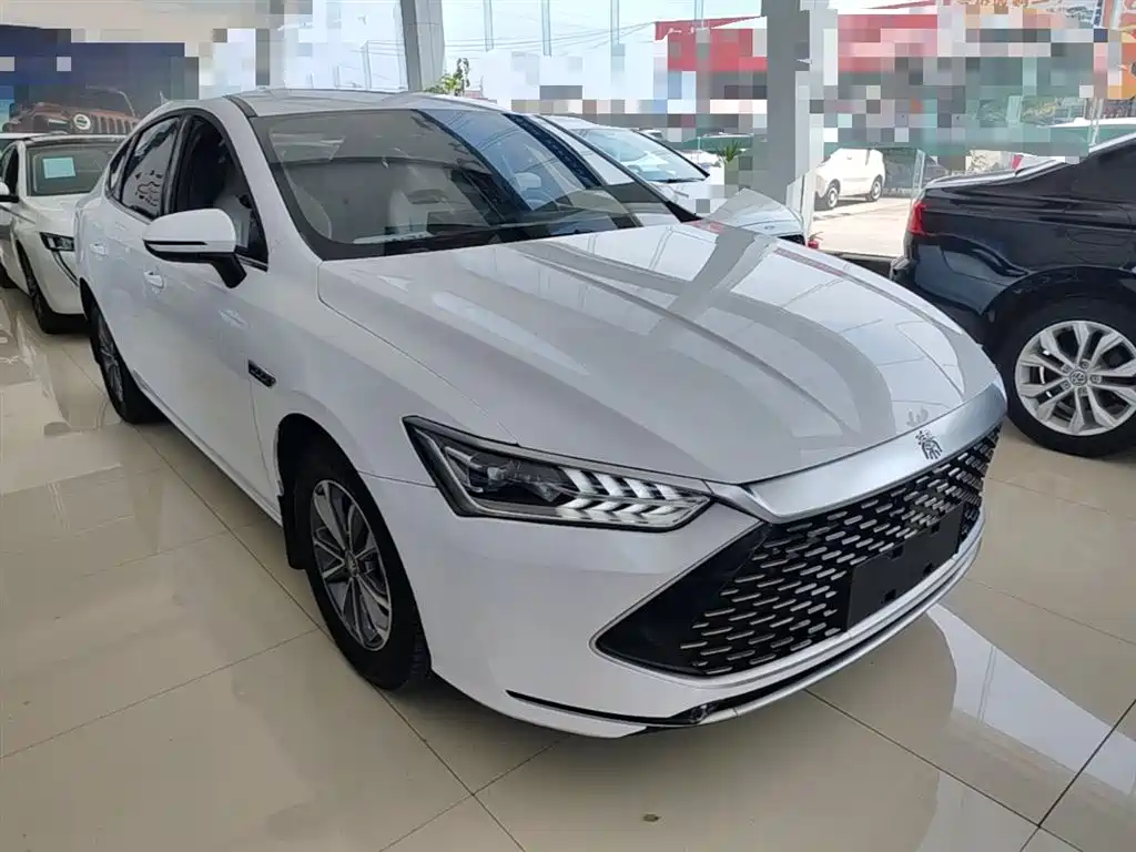BYD Qin PLUS 2025 — фото 4