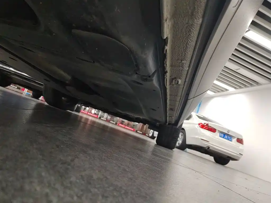 Volkswagen Tiguan L 2018 — фото 19