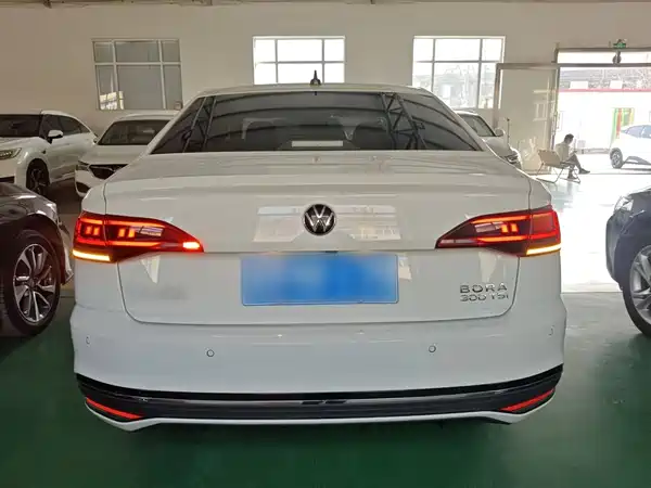 Volkswagen Bora 2024