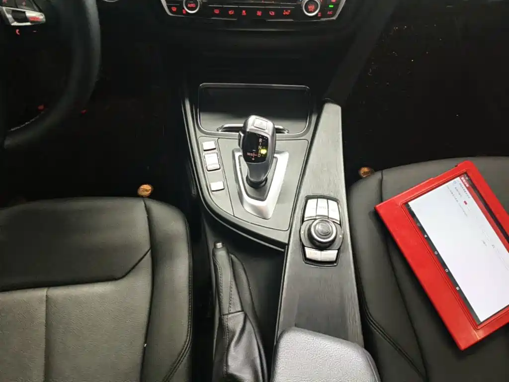 BMW 3 Series GT 2017 — фото 14