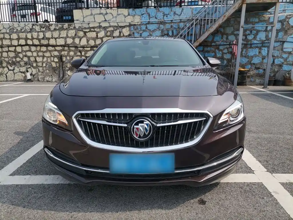 Buick LaCrosse 2017 — фото 3