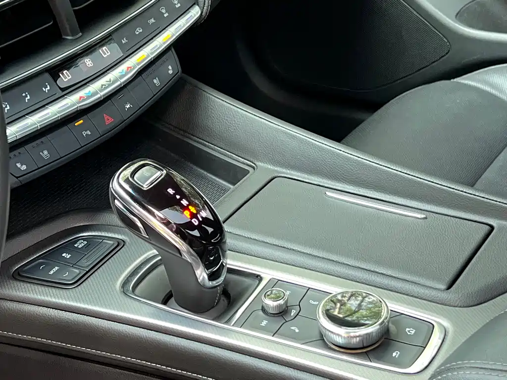 Cadillac CT5 2023 — фото 16