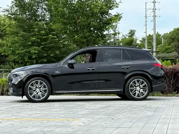 Mercedes-Benz GLC AMG 2024