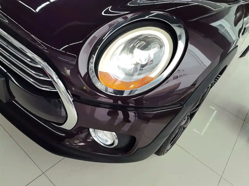 MINI Clubman 2017 — фото 17