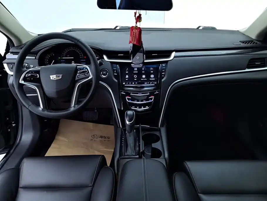 Cadillac XTS 2019 — фото 12