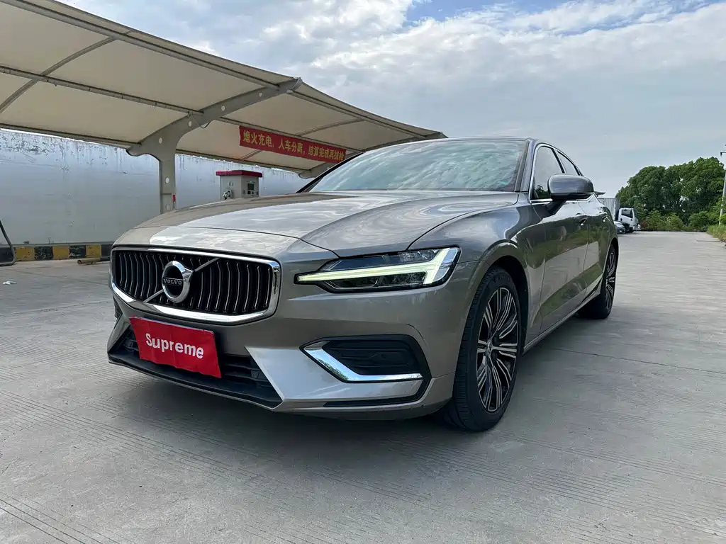 Volvo S60 2021