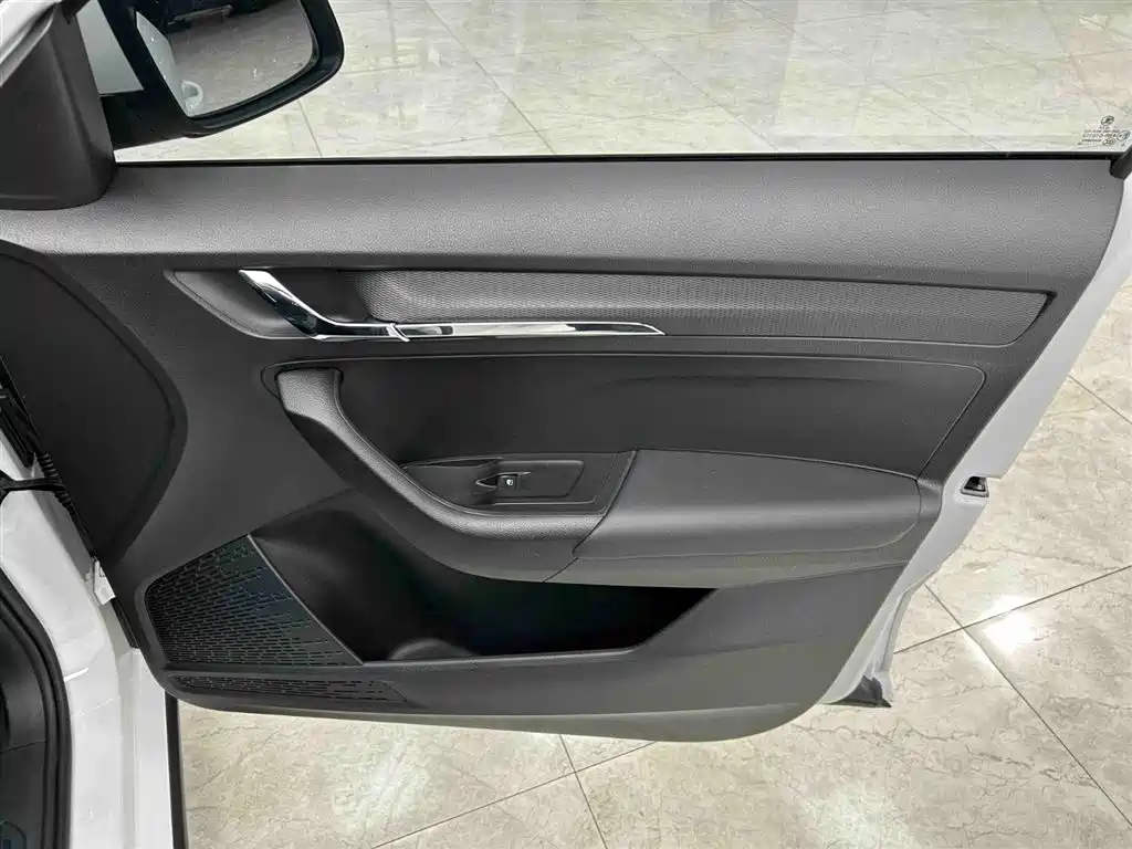 Skoda Kamiq 2024 — фото 13