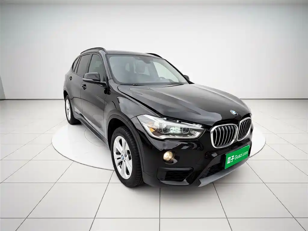 BMW X1 2017 — фото 22