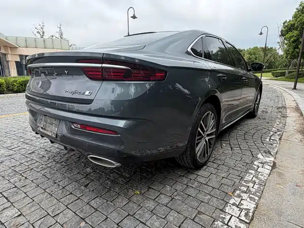 Geely Xingrui 2022
