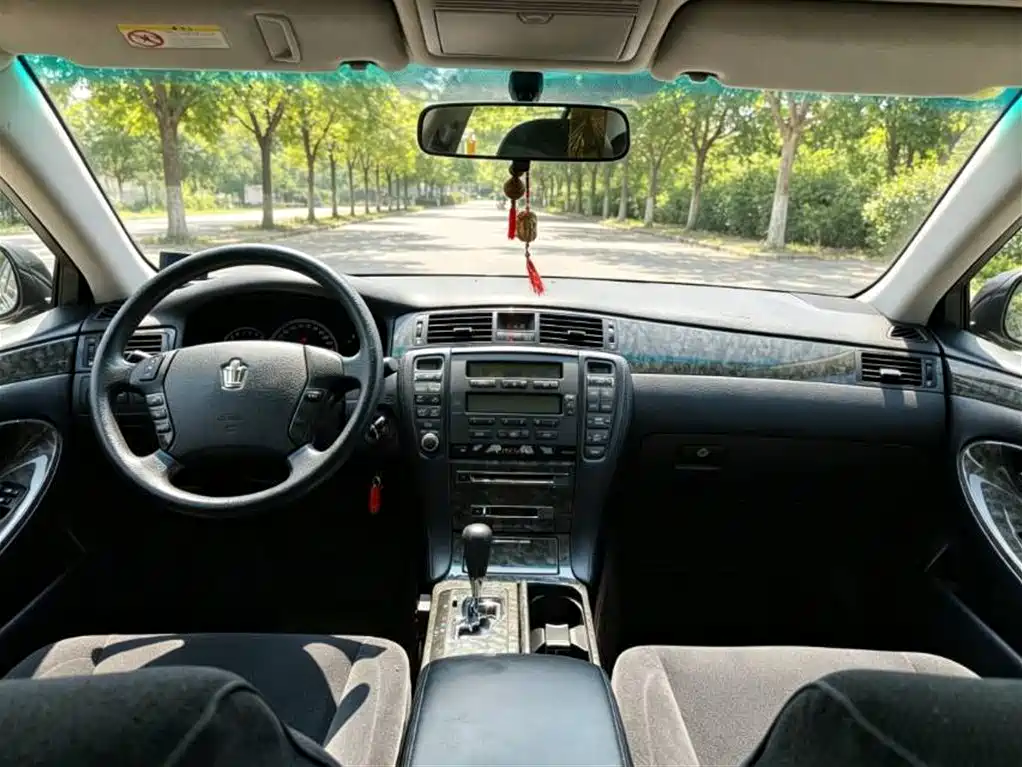 Toyota Crown 2006 — фото 14