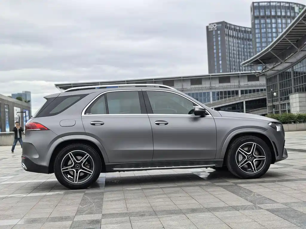 Mercedes-Benz GLE AMG 2020 — фото 10