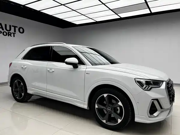 Audi Q3 2022