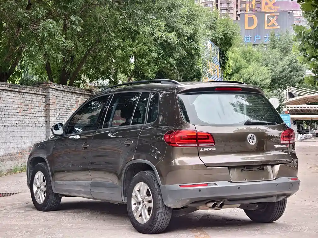 Volkswagen Tiguan 2015 — фото 8