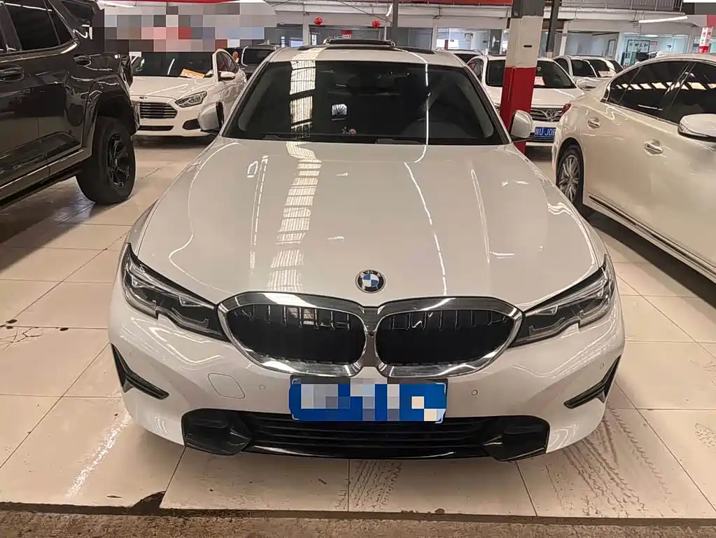 BMW 3 Series 2021