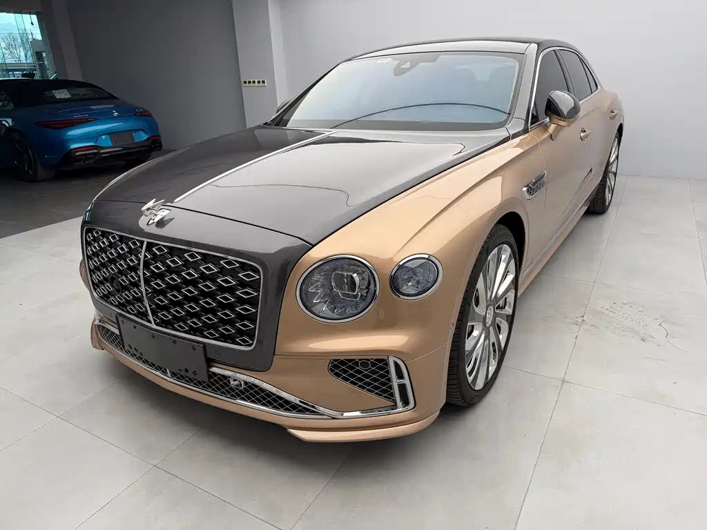 Bentley Flying Spur PHEV 2025 — фото 1