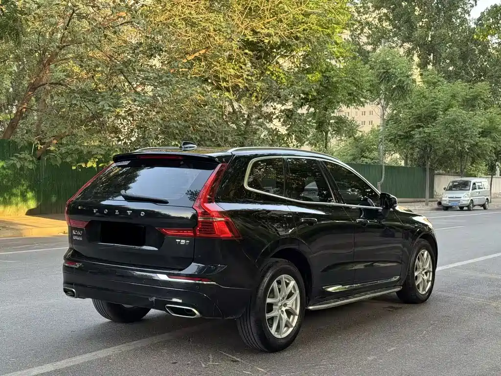 Volvo XC60 2020 — фото 4