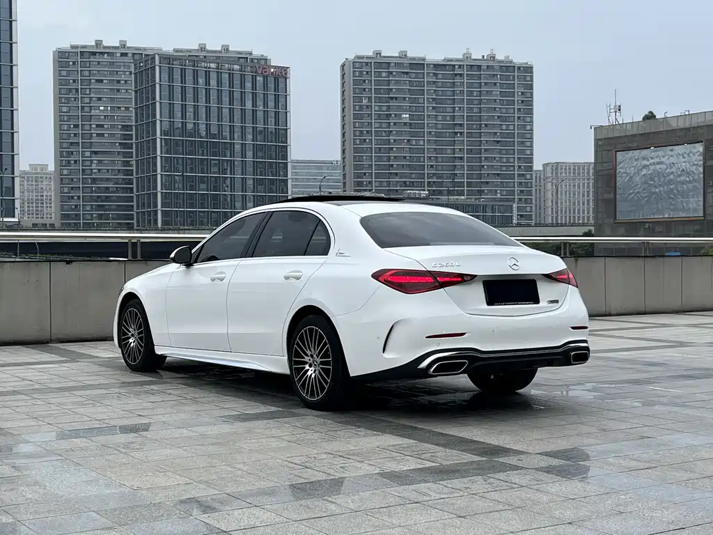 Mercedes-Benz C-Class 2023 — фото 15