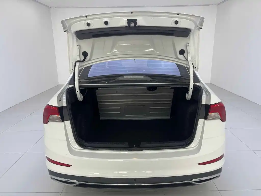 Skoda Rapid 2022 — фото 13