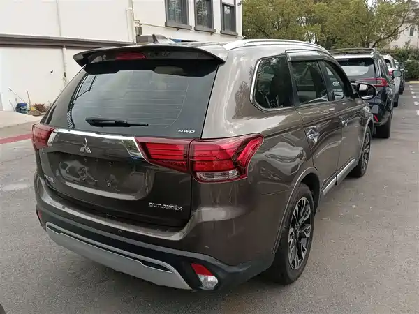 Mitsubishi Outlander 2019