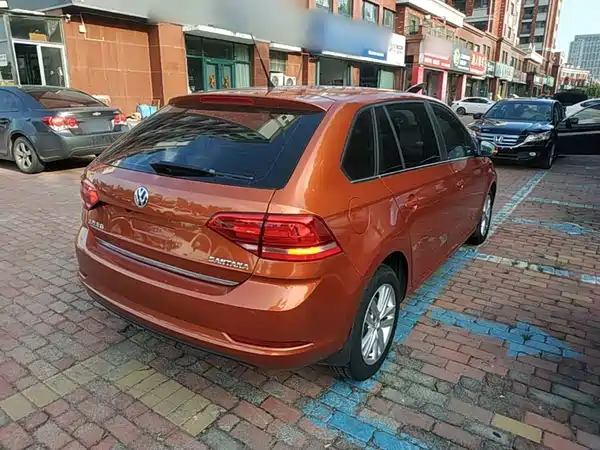 Volkswagen Santana 2016