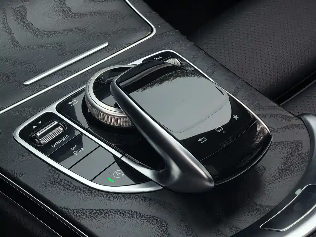 Mercedes-Benz C-Class 2016 — фото 18