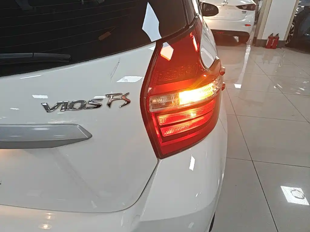Toyota Vios FS 2019 — фото 8