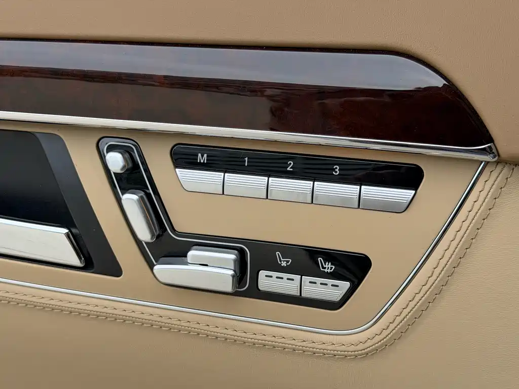 Mercedes-Benz S-Class 2011 — фото 28