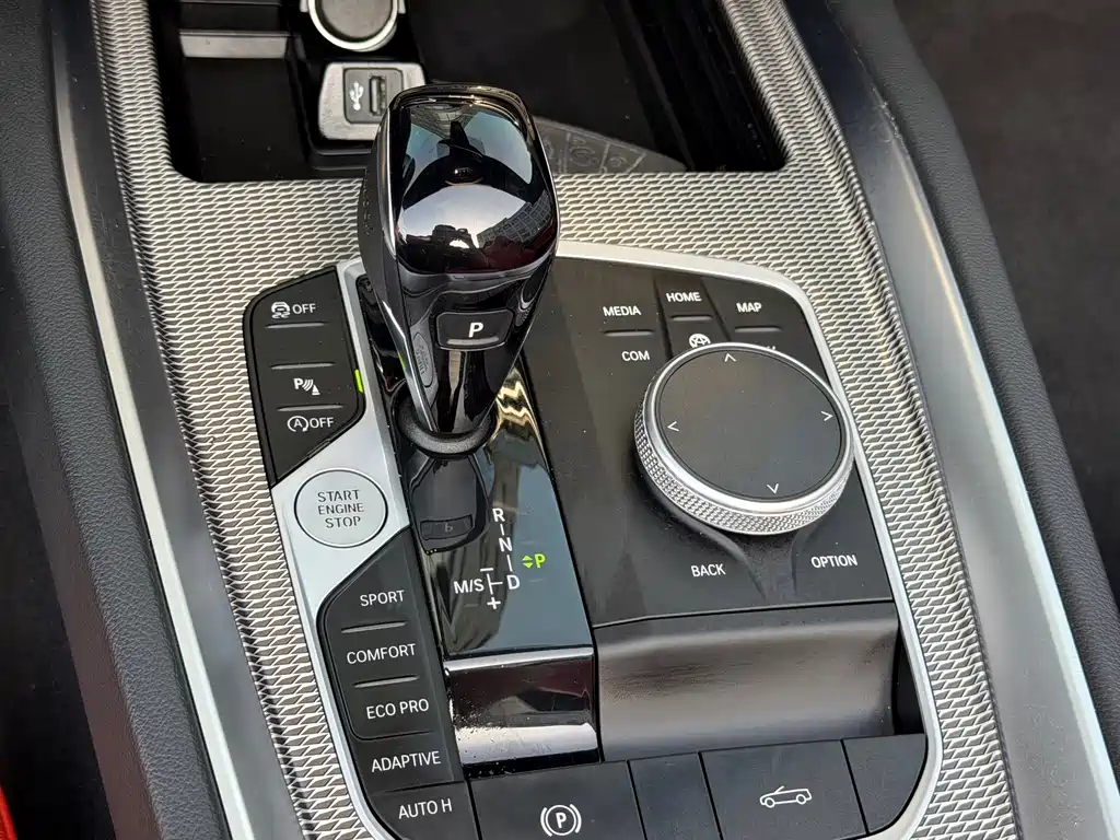 BMW Z4 2022 — фото 10