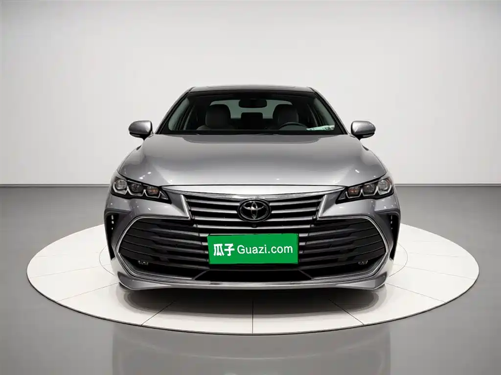 Toyota Avalon 2019 — фото 2