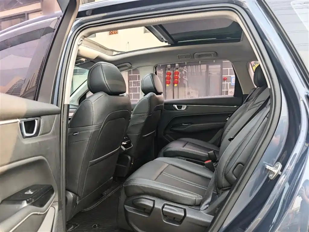 Wuling Victory 2020 — фото 15