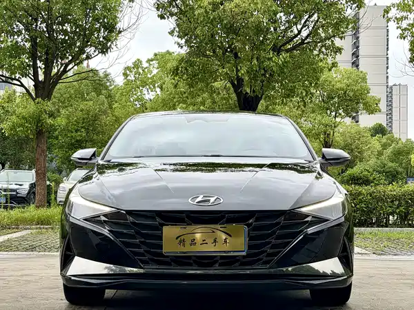 Hyundai Elantra 2020