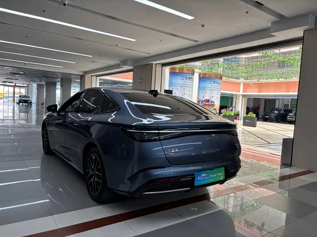 BYD Seal 07 DM-i 2025 — фото 7