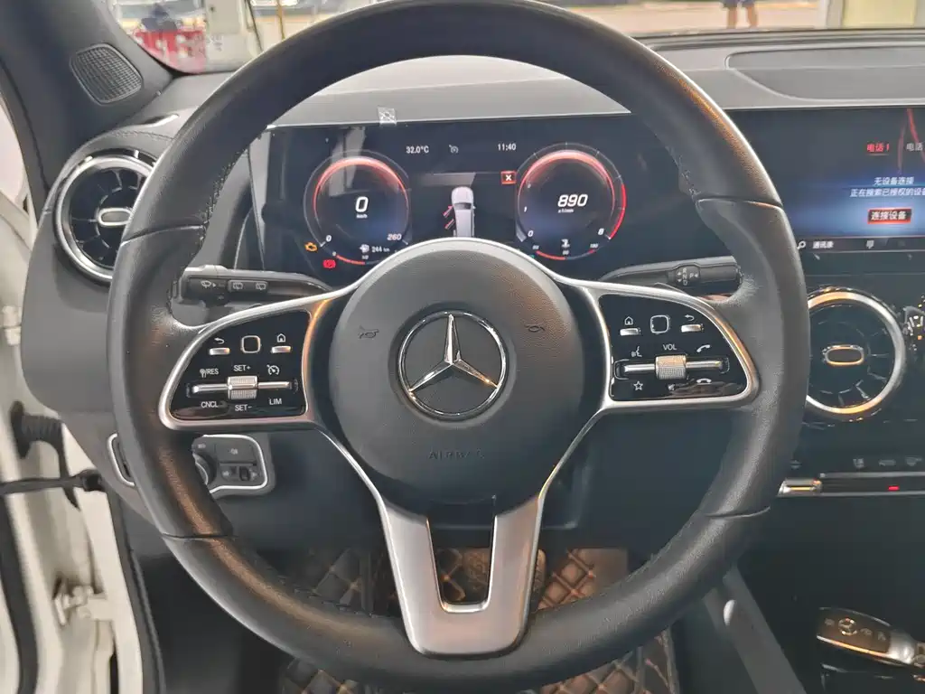 Mercedes-Benz GLB 2021