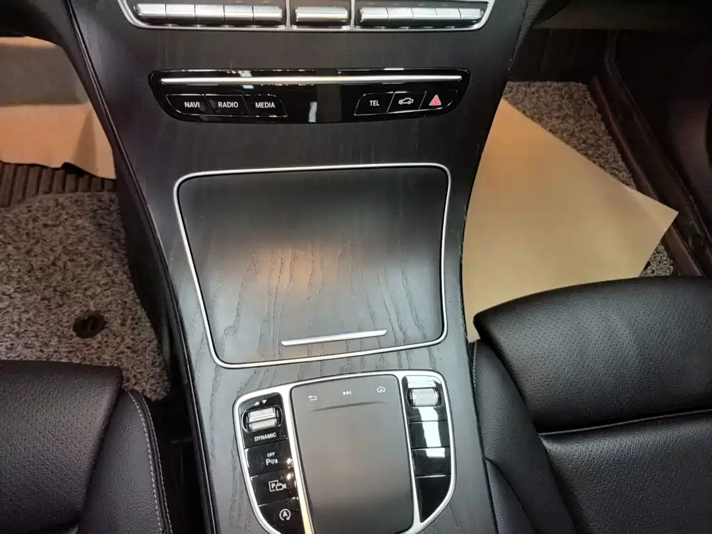 Mercedes-Benz C-Class 2020 — фото 8