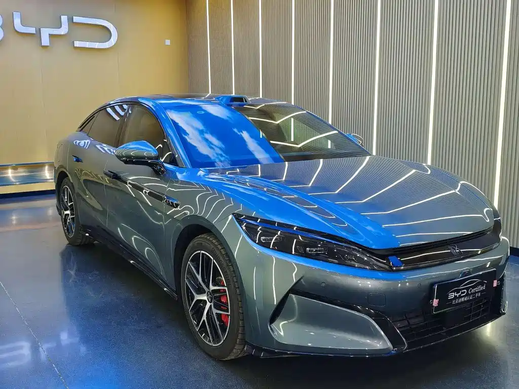 BYD Han L 2025