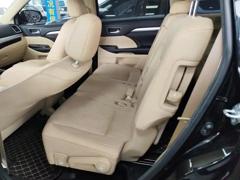 Toyota Highlander 2019 — фото 11