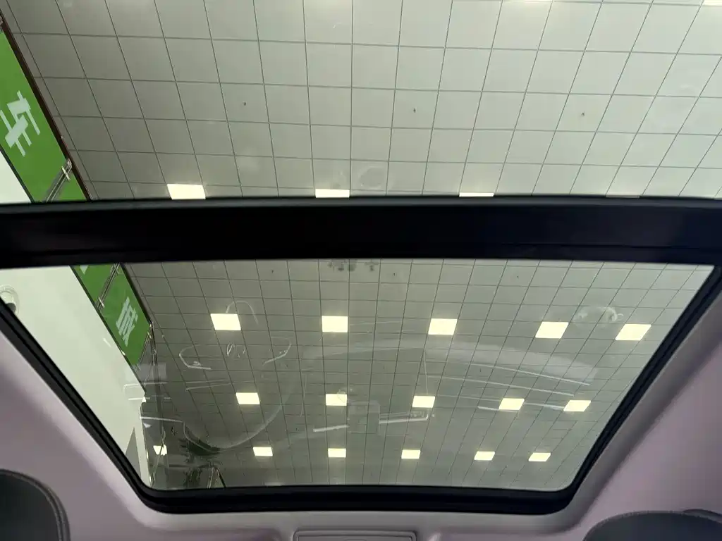 Volkswagen Tiguan L 2023 — фото 14