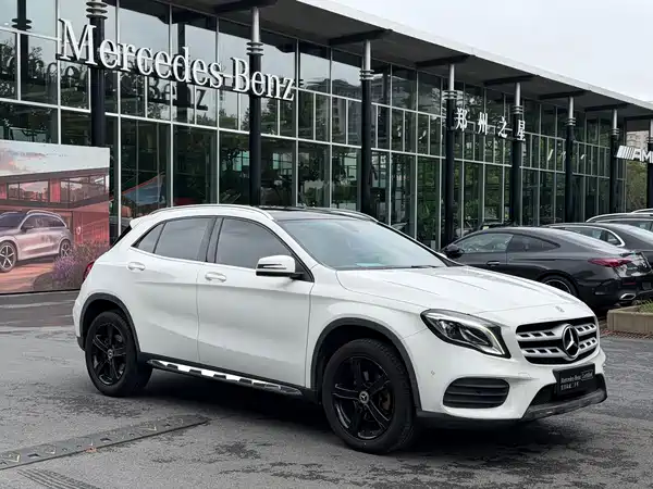 Mercedes-Benz GLA 2019